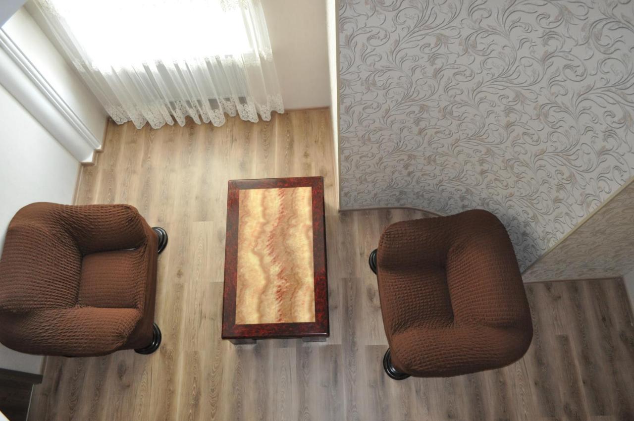 Hotel Dany Tbilisi Luaran gambar