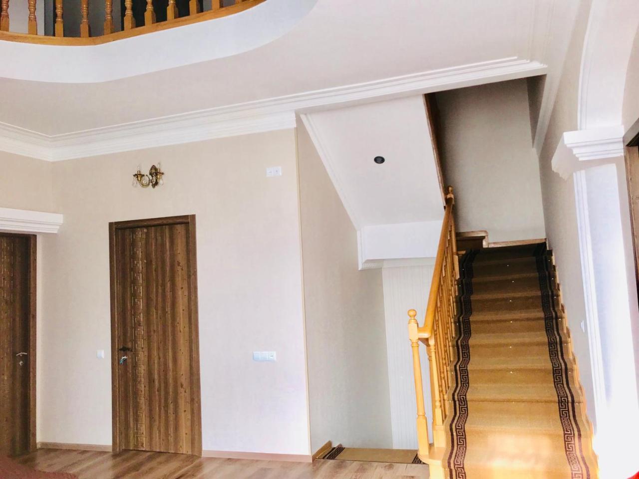 Hotel Dany Tbilisi Luaran gambar