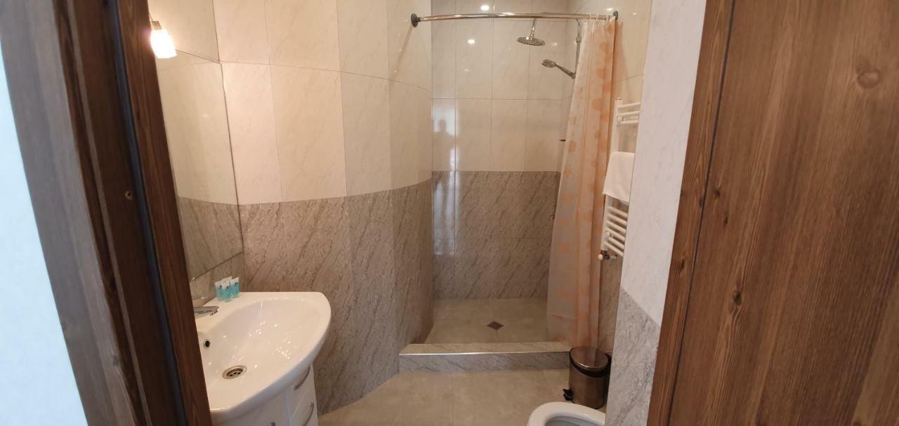 Hotel Dany Tbilisi Luaran gambar