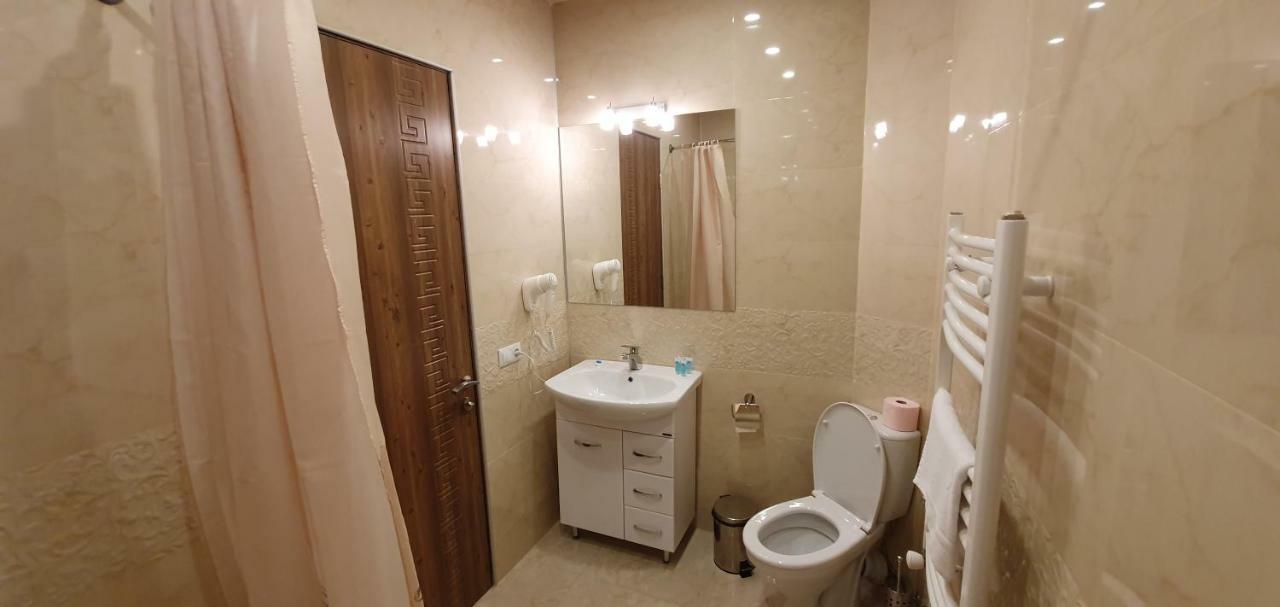Hotel Dany Tbilisi Luaran gambar