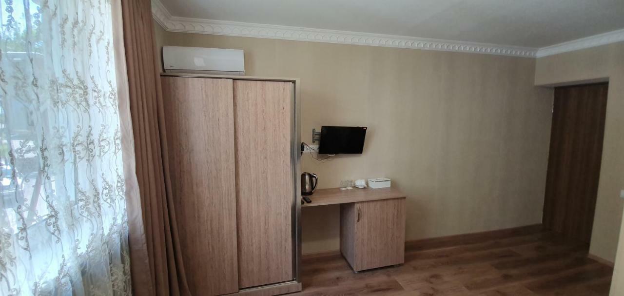 Hotel Dany Tbilisi Luaran gambar