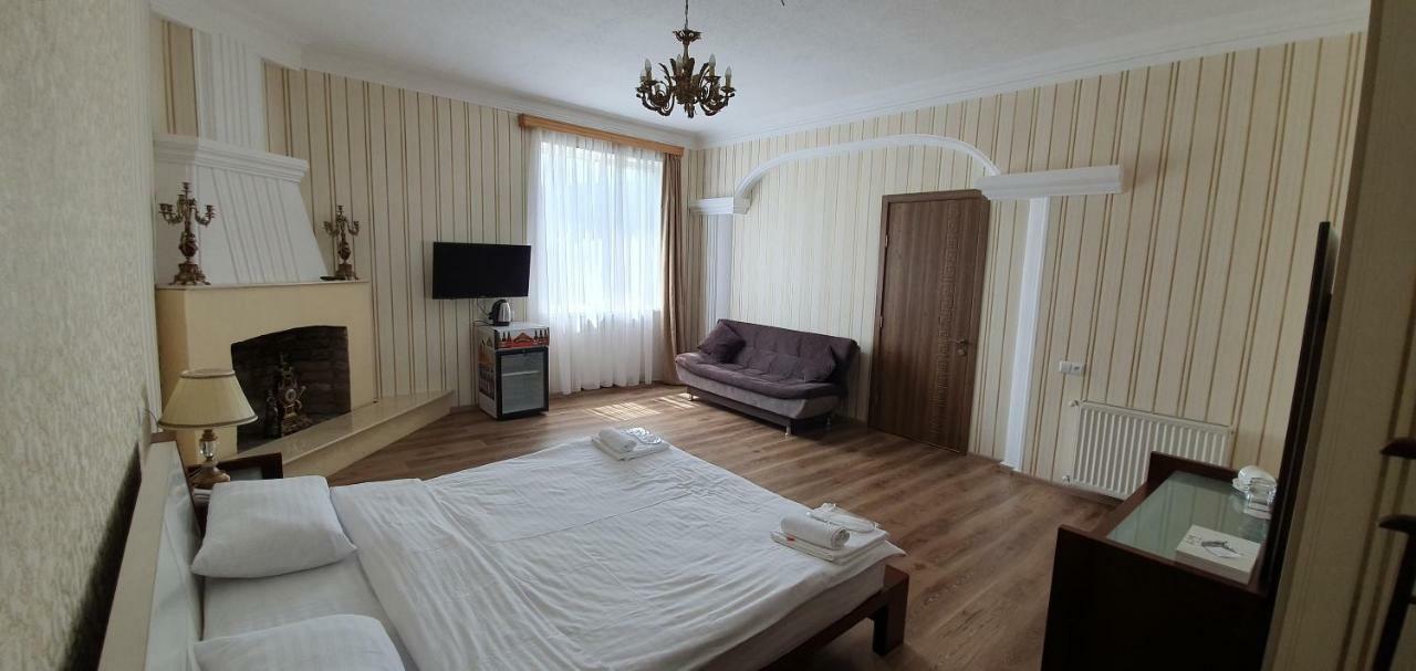 Hotel Dany Tbilisi Luaran gambar